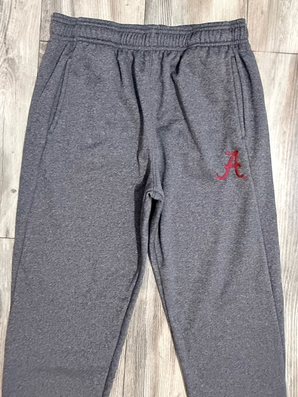 University of Alabama Youth XL Gray Jogger Sweatpants.